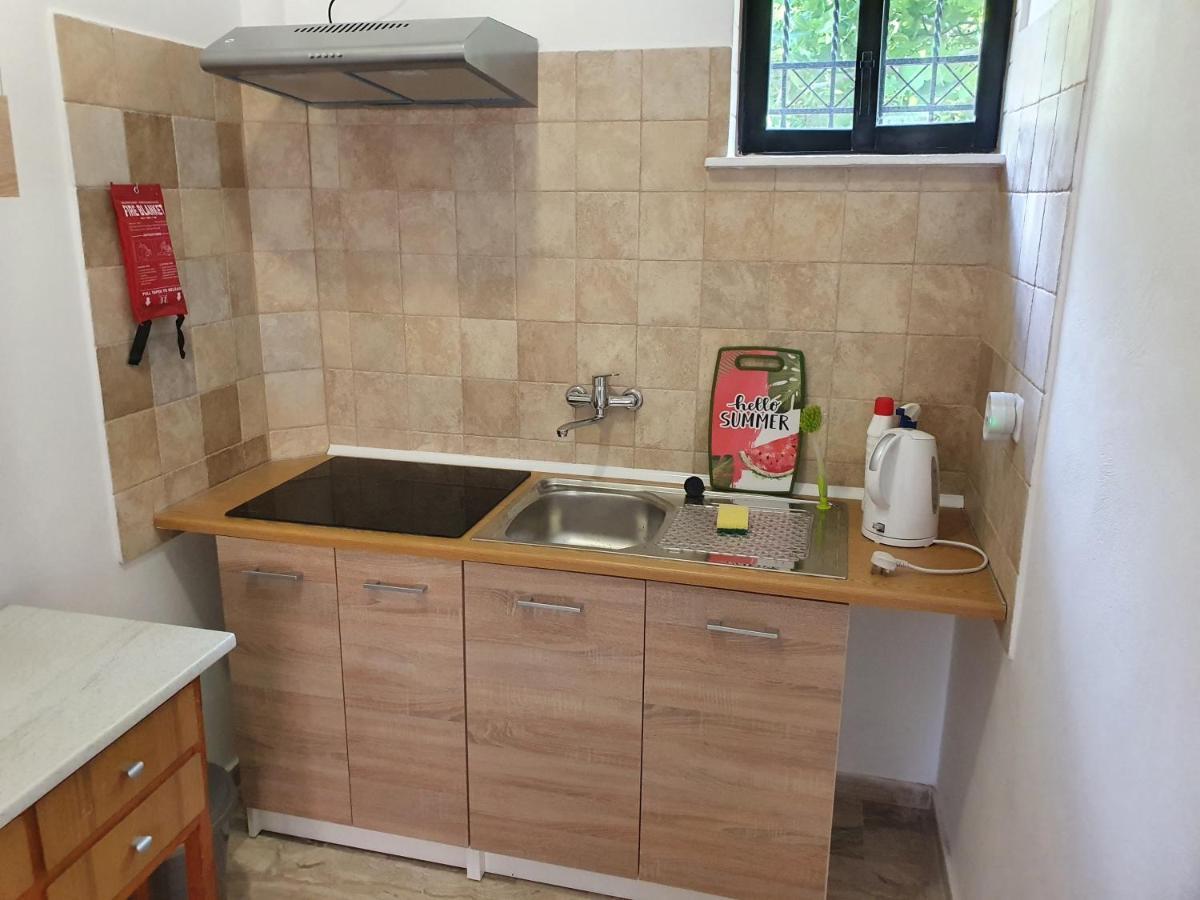 Julia'S Apartment Καλαμάτα Εξωτερικό φωτογραφία